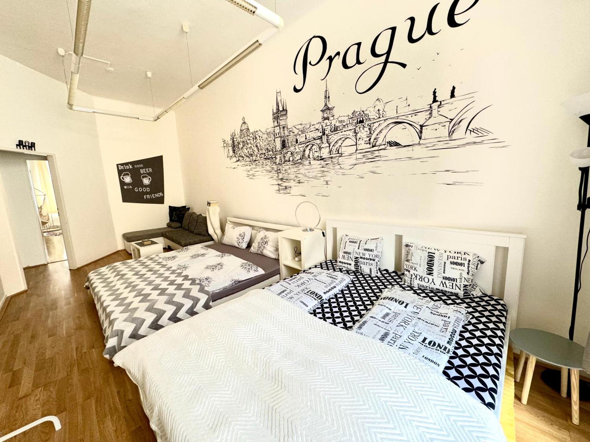 Fantastic In The Center * Prag