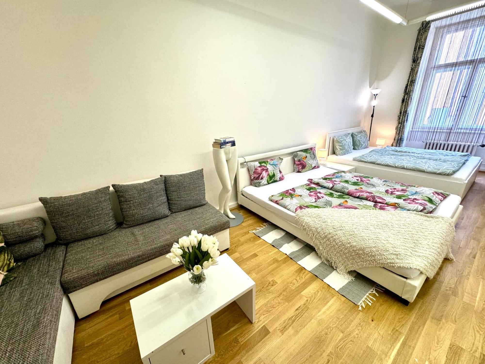 Apartment Fantastic In The Center Prag