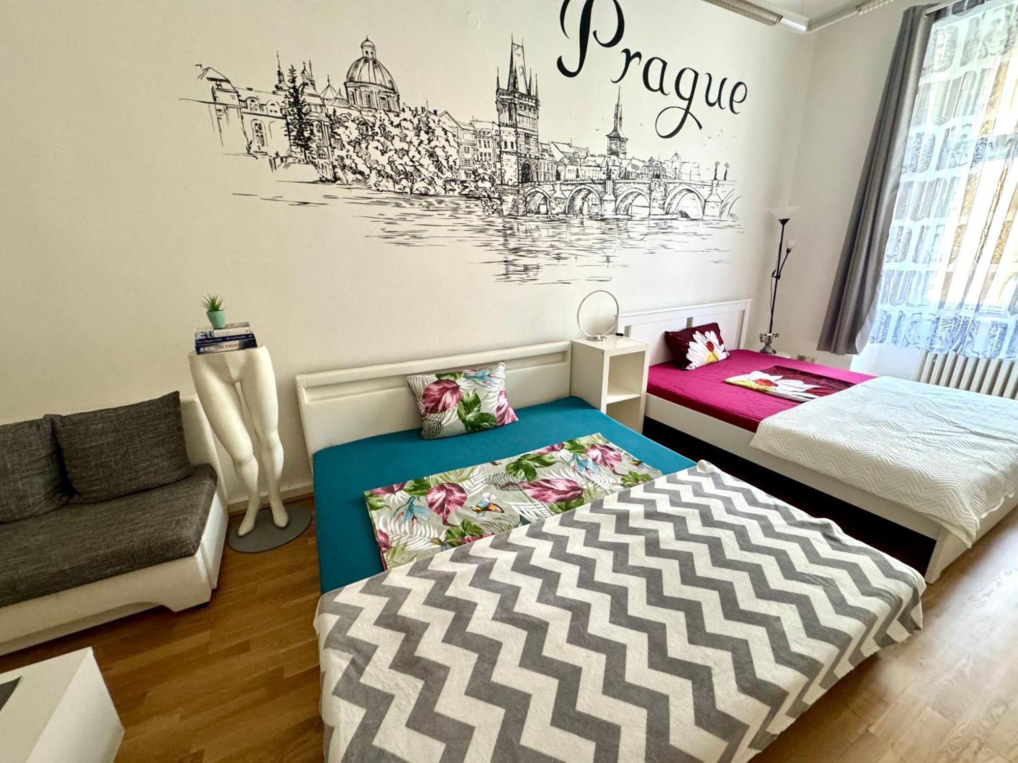 Fantastic In The Center Prag